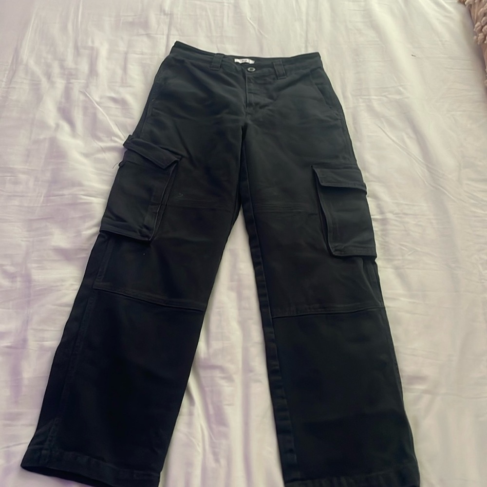 aritzia cargo pants